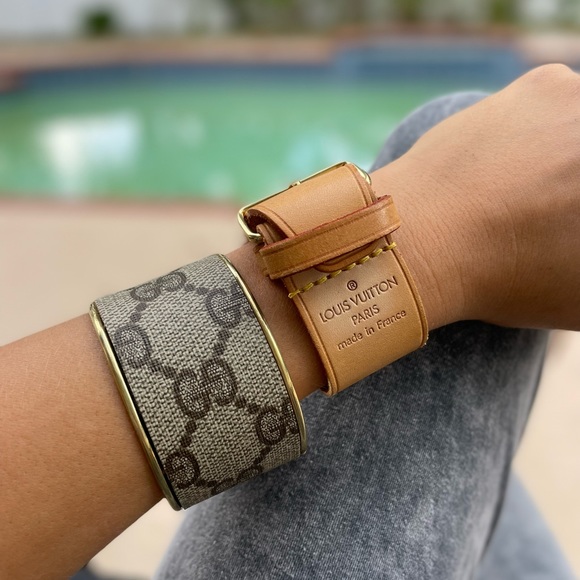 Louis Vuitton Vachetta Cuff - Picture 2 of 15